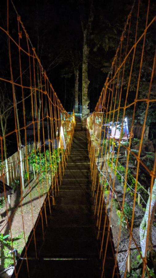 Penginapan Segitiga 2 Bandung Dış mekan fotoğraf